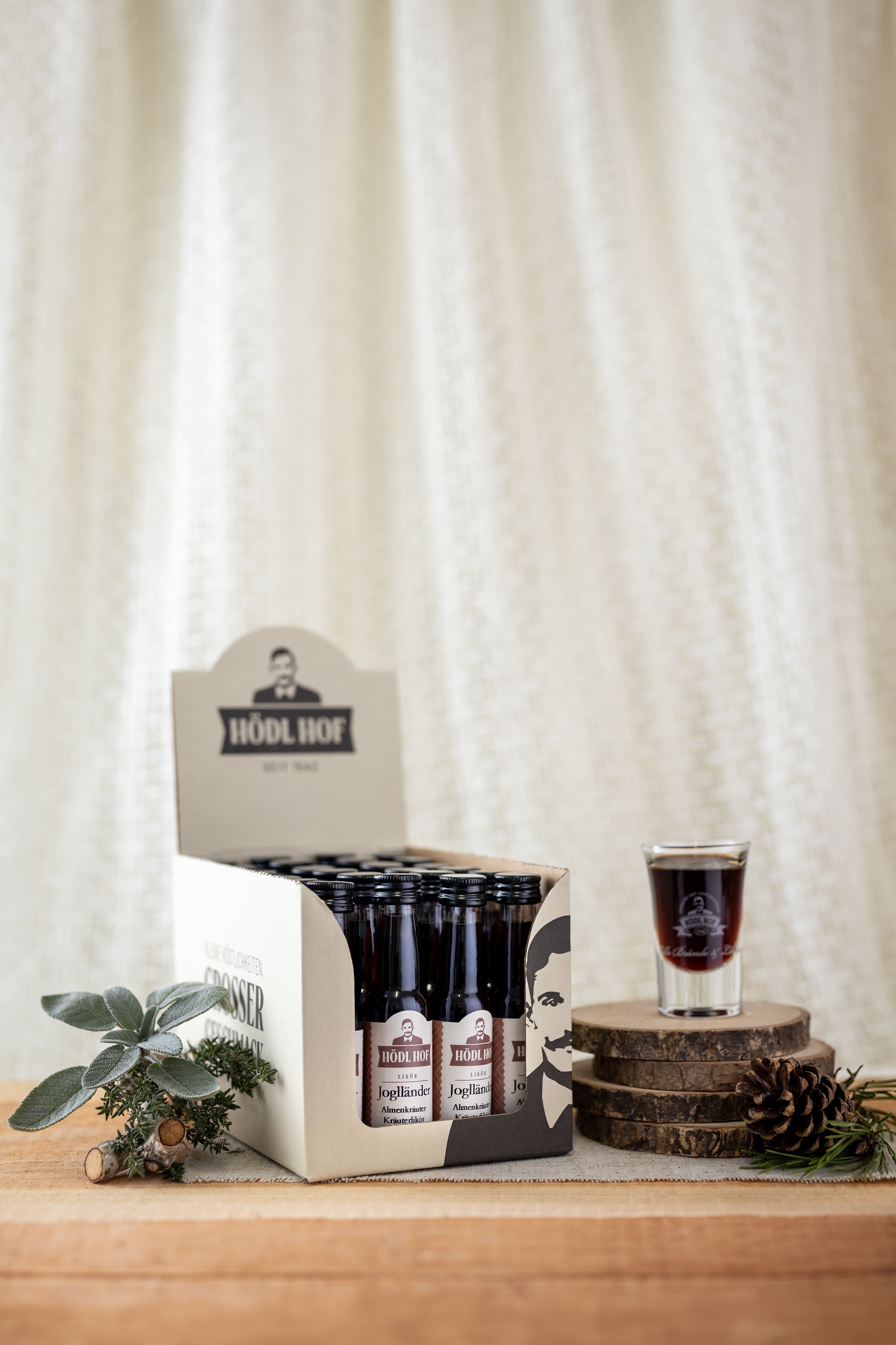 Hödl Hof Joglländer Kräuter-Likör | Vol. 25% | 24x0,02l Mini Box