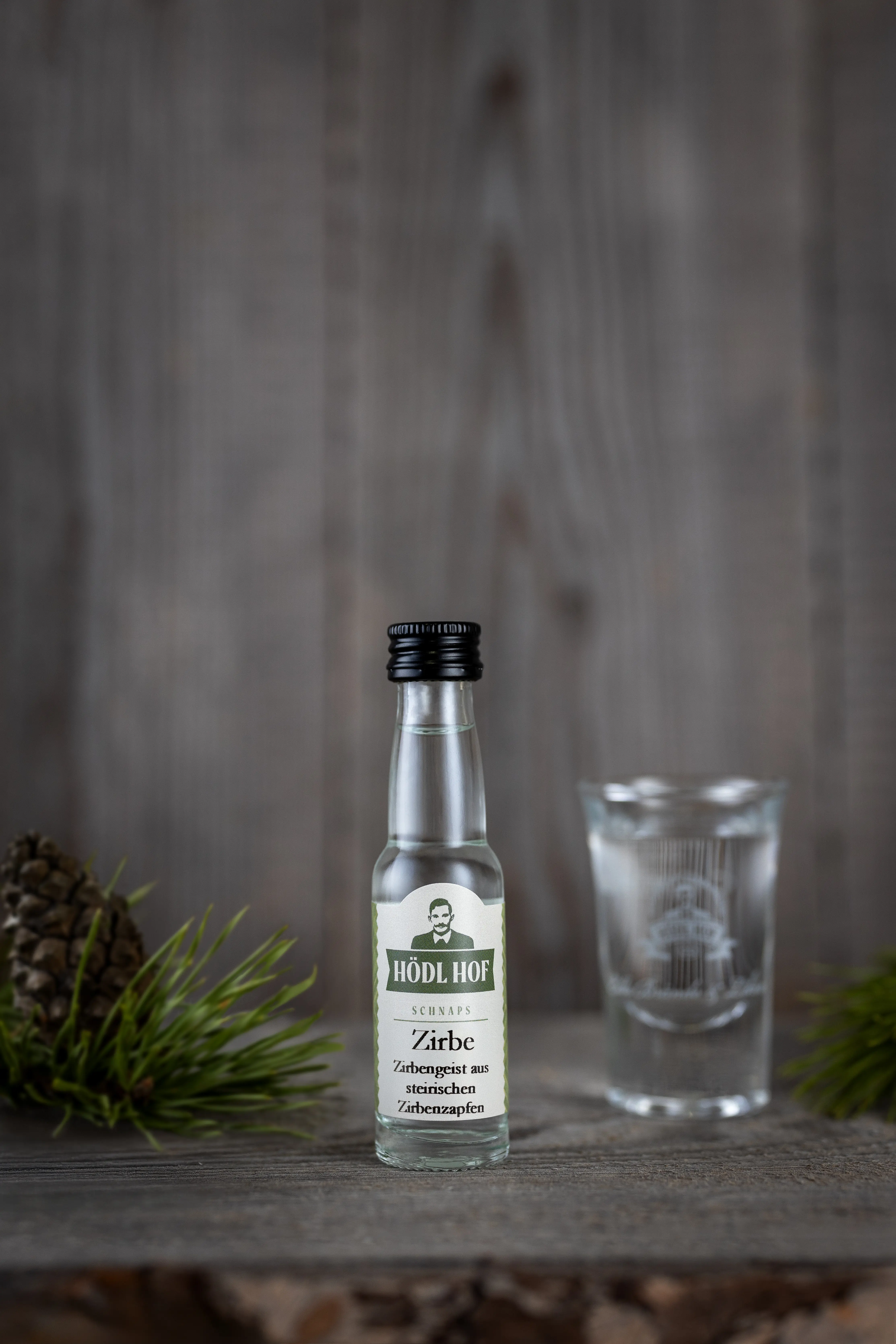 Hödl Hof Zirbe Geist | 38% Vol. | 24 x 0,02l