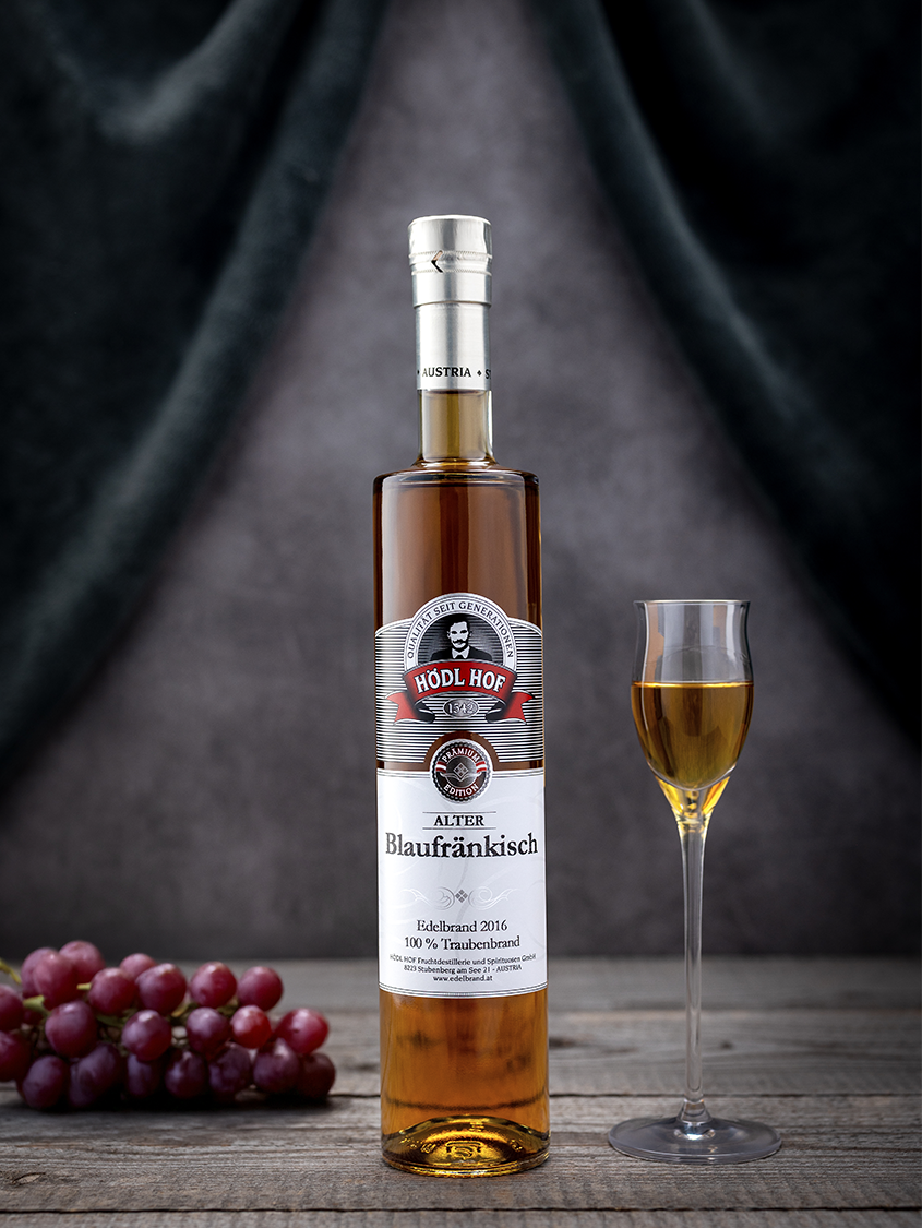 Hödl Hof Blaufränkisch Edelbrand Holzfass 2016 | 42% Vol. | 0,5l